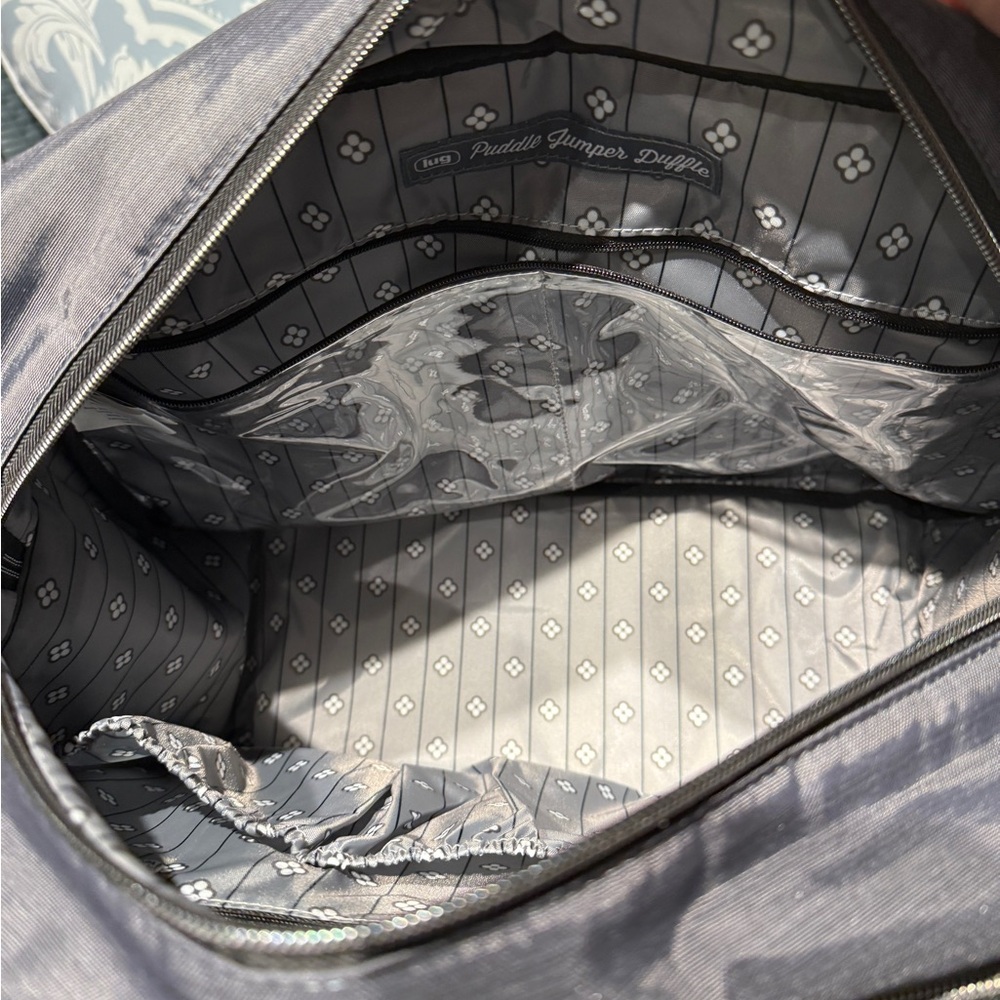 Lug Quilted Puddle Jumper 2 Duffel - Brushed Grey - Picture 5 of 11